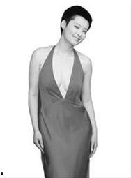 袁立图片 个人资料,从影视明星到公益使者，她的人生轨迹与公益情怀